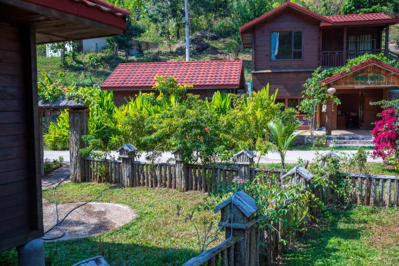 Dansavanh Namngum Resort Ban Keun Exterior foto