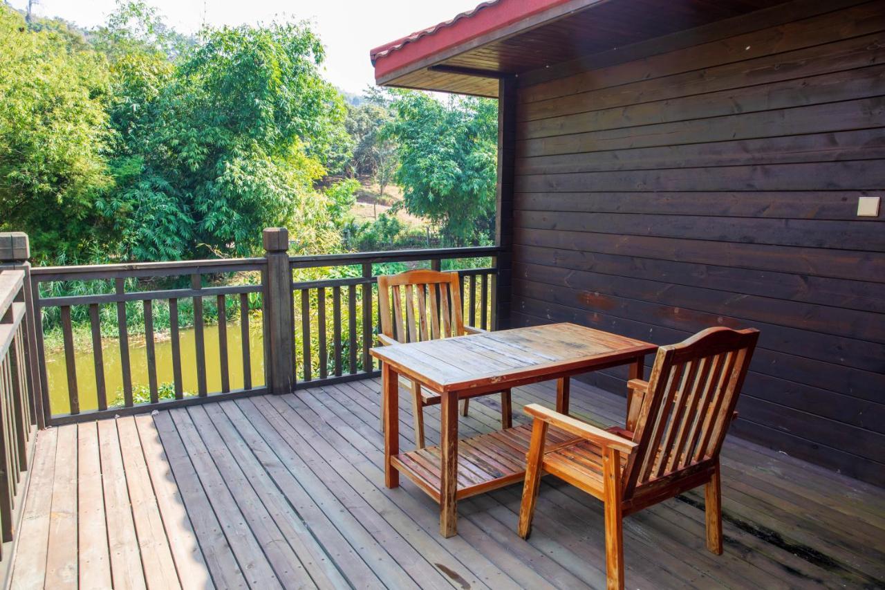 Dansavanh Namngum Resort Ban Keun Exterior foto